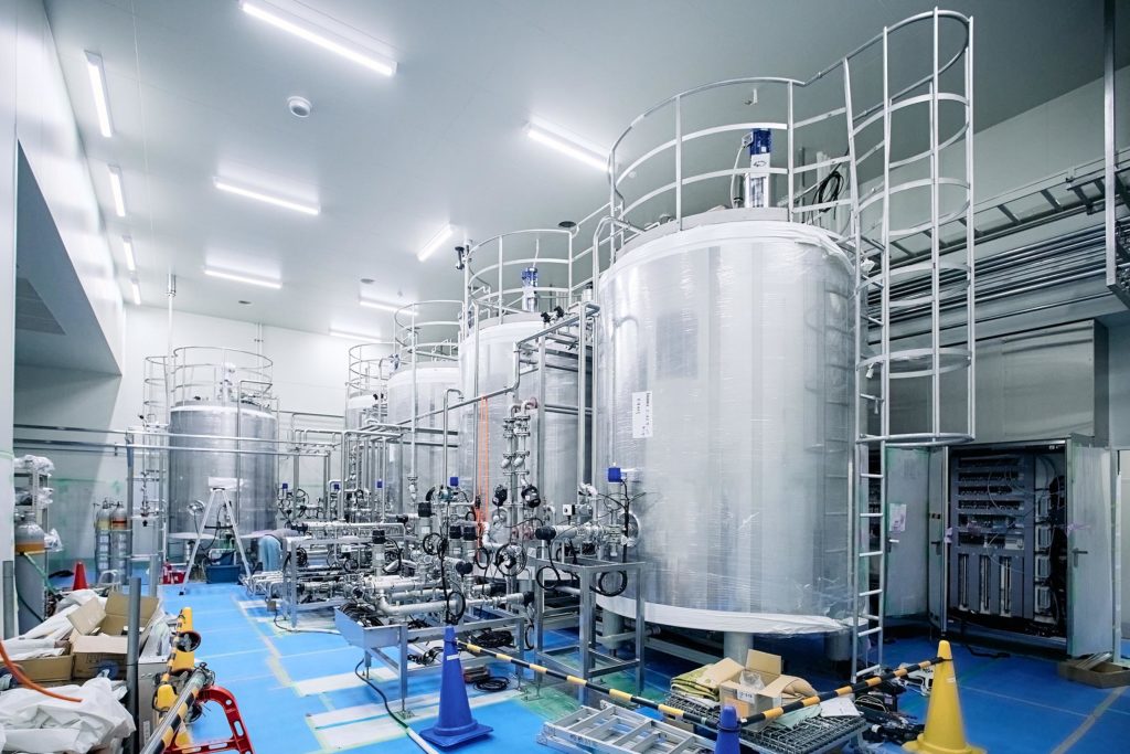 ノンホモ・パス・カフェミルク、それぞれのタンクへ